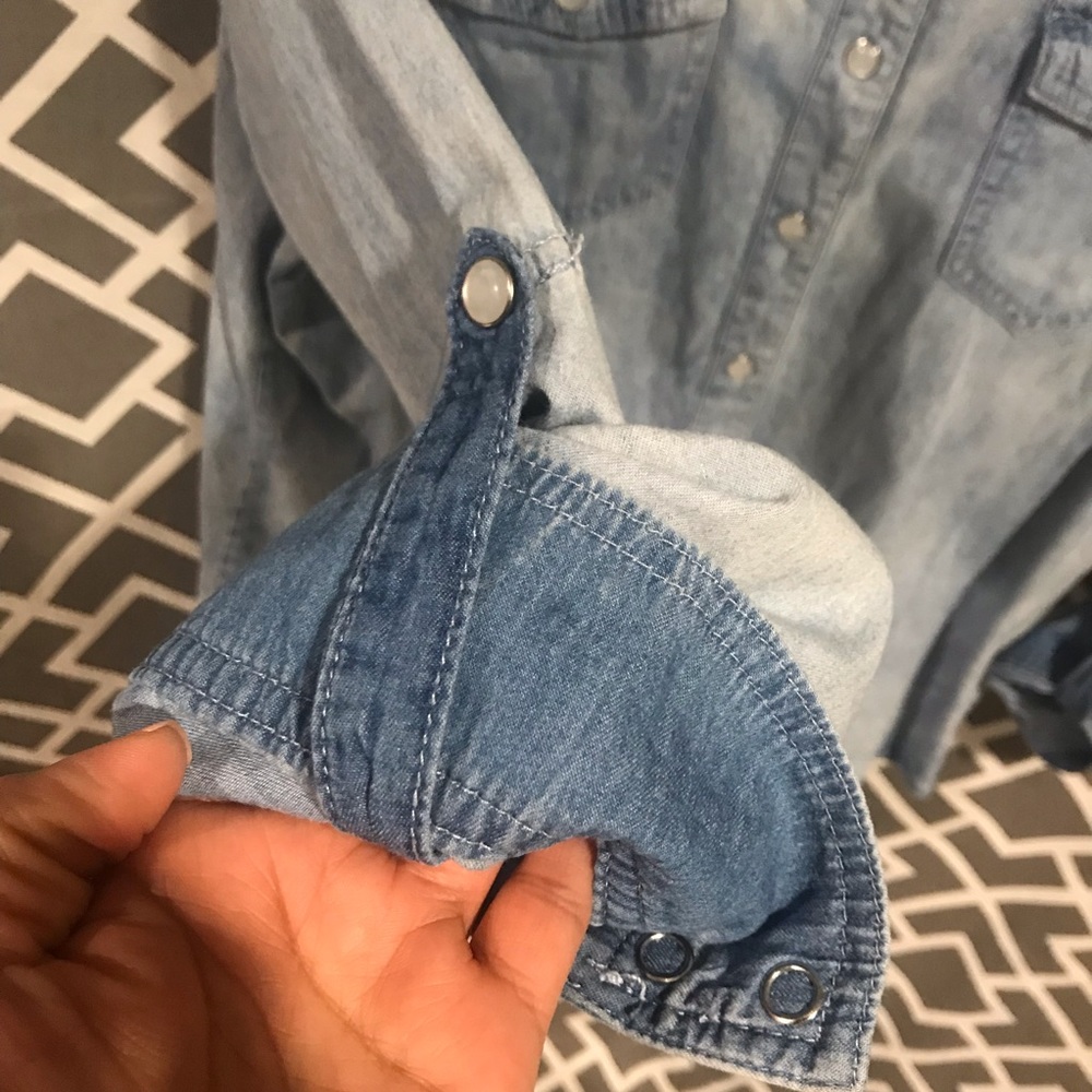 Tie front button up Denim shirt Long sleeves top (M/L) - Picture 4 of 8